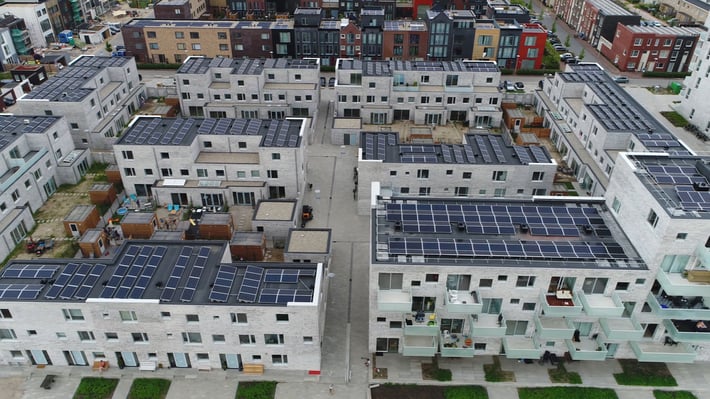 Distributed energy can make cities more resilient during emergencies 