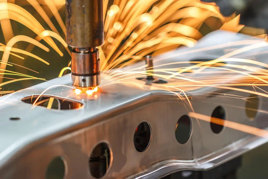 Aplicações da tecnologia de soldagem a laser na fabricação automotiva - Compraco Distribuidor e Fabricante de Aços