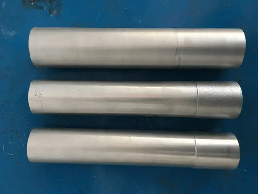 As maneiras surpreendentes pelas quais o shot peening impacta as superfícies dos materiais