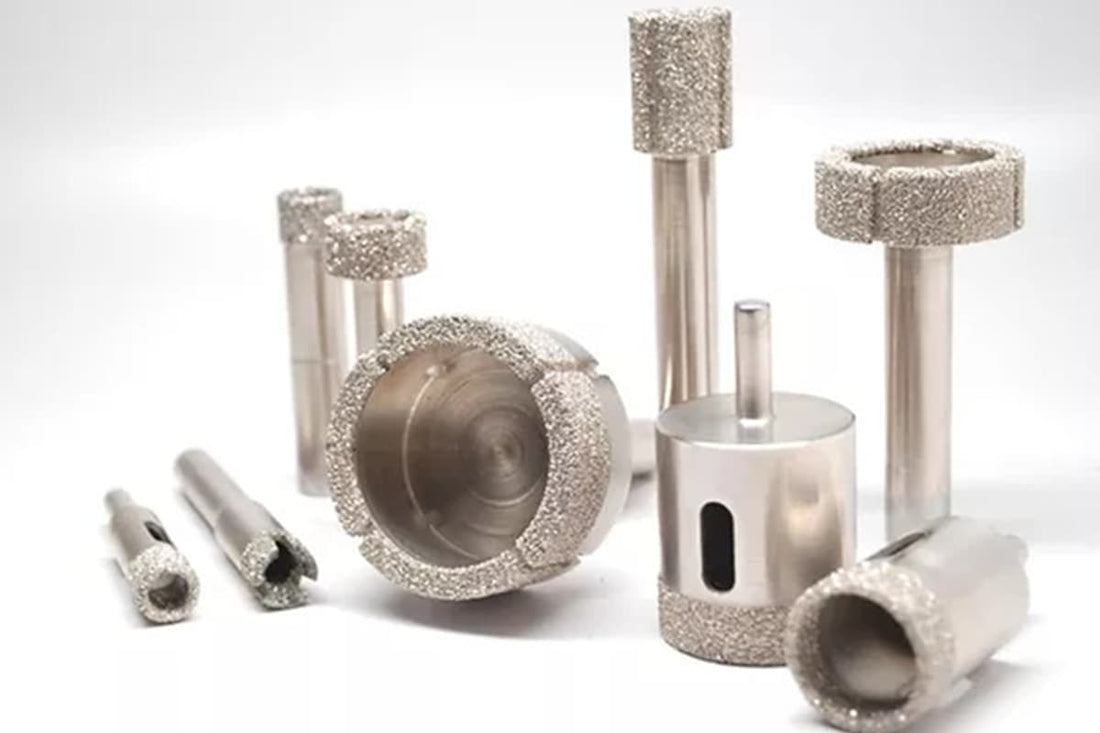 Brasagem de materiais policristalinos de grafite e diamante: explicado - Compraco Distribuidor e Fabricante de Aços