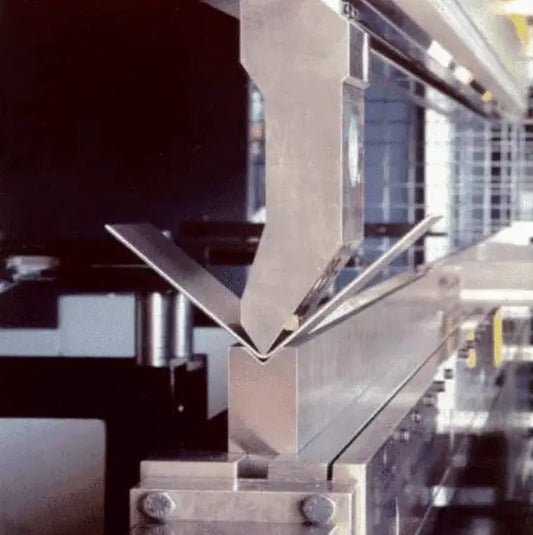 Compreendendo a prensa dobradeira CNC e seu princípio de funcionamento