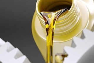 Óleo Hidráulico vs Óleo Lubrificante: As Diferenças Explicadas - Compraco Distribuidor e Fabricante de Aços