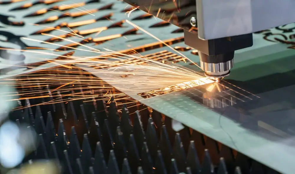 Quanto custa uma máquina de corte a laser de fibra? - Compraco Distribuidor e Fabricante de Aços