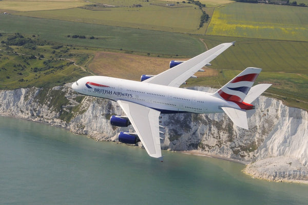 IAG, controladora da British Airways, assina acordo para quase 1 bilhão de litros de combustível de aviação sustentável