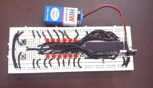 Jogo DIY: acenda todos os LEDs primeiro!