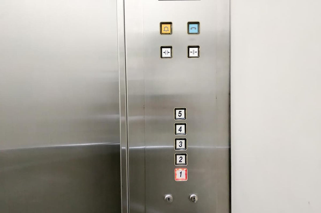 Obtendo Peças de Elevador Suaves: Controle de Bordas Afiadas e Rebarbas - Compraco Distribuidor e Fabricante de Aços