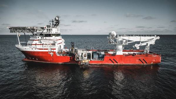 Siem Offshore garante extensão de contrato para navio de apoio multifuncional