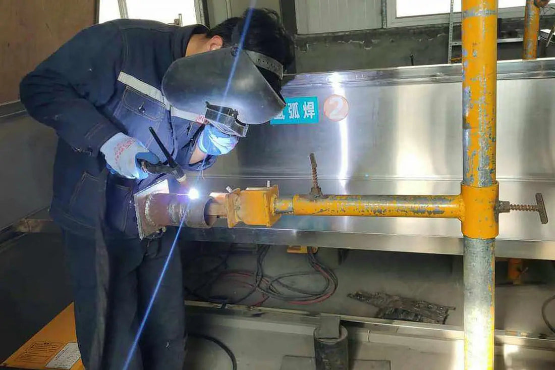 Soldagem manual por arco de tungstênio: guia essencial - Compraco Distribuidor e Fabricante de Aços