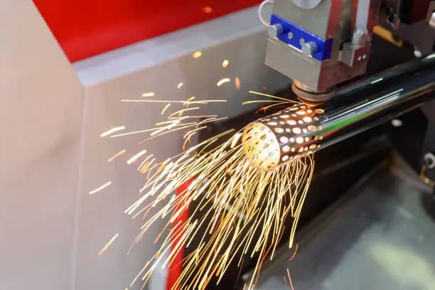 Solução de problemas de corte a laser de tubo reto: dicas de especialistas - Compraco Distribuidor e Fabricante de Aços