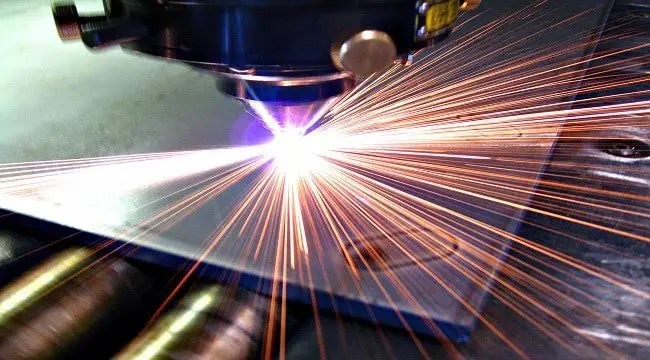 Teste seu conhecimento sobre tecnologia de corte a laser com nosso questionário de 9 perguntas - Compraco Distribuidor e Fabricante de Aços