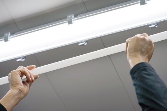 Tipos de atualizações de iluminação LED: substituições de lâmpadas, retrofits e substituições de acessórios