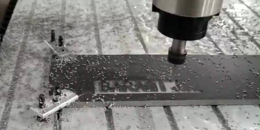 Um guia rápido para gravação CNC: tipos e benefícios