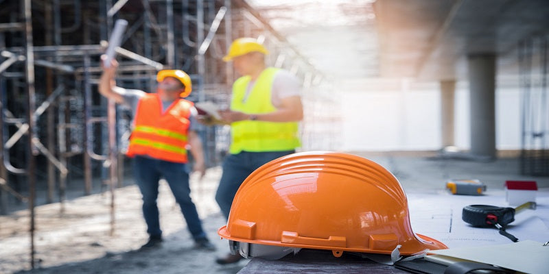 Trabalho não qualificado, semiqualificado e qualificado definido - Compraco Distribuidor e Fabricante de Aços