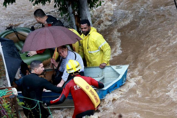 Como solicitar o auxílio de R$ 5.100 para famílias atingidas pelas enchentes no RS