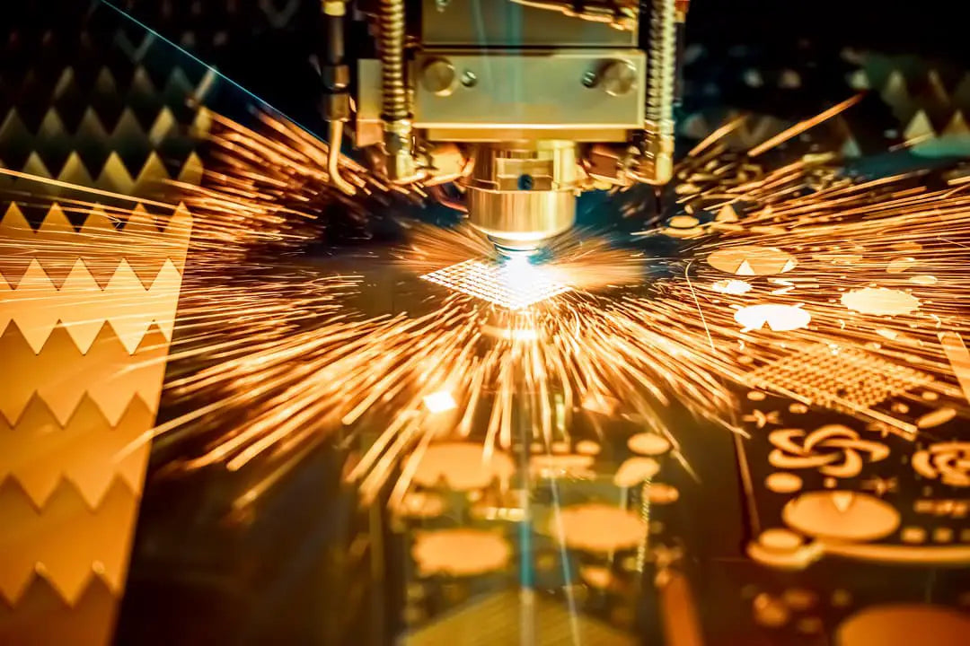 9 tipos de máquinas de corte a laser explicados: aplicados a diferentes indústrias - Compraco Distribuidor e Fabricante de Aços