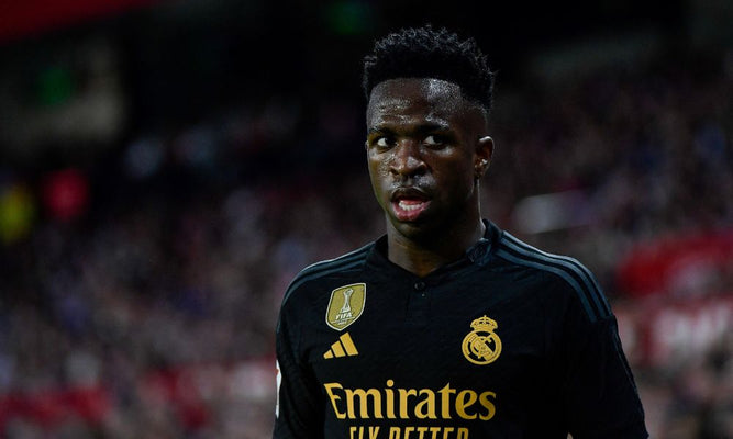 Vinícius Jr. suffers racist attacks again, now from Barcelona fans 